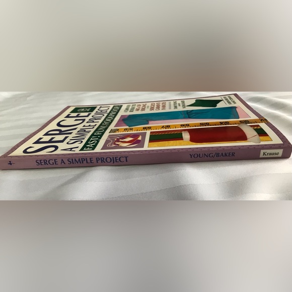 Serge A Simple Project, a softcover instructional project book for sergers - Picture 10 of 10